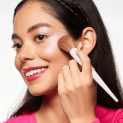 Essence Blush & Highlighter Brush< Blush- & Bronzerbørster