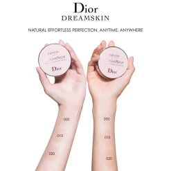 DIOR Capture Dreamskin Moist & Perfect Cushion< Masker