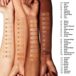 Clinique Foundation<Even Better Makeup SPF 15
