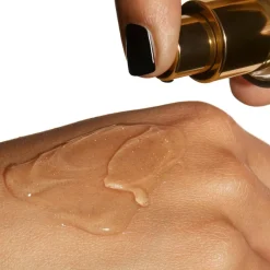 Yves Saint Laurent Touche Éclat Blur Primer< Primer